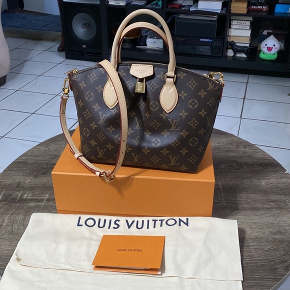 Louis Vuitton Monogram Boetié PM Size Bag NWT - Picture 3 of 15